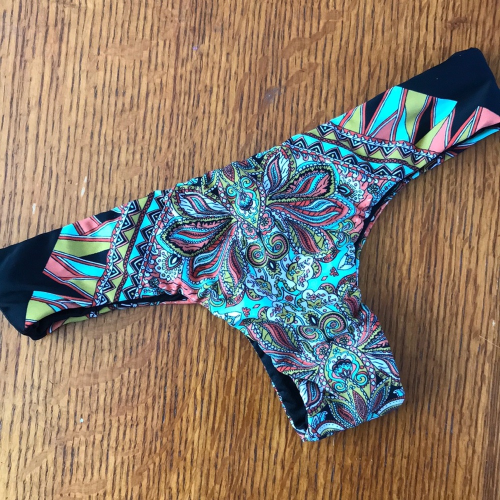 Volcom bikini bottoms